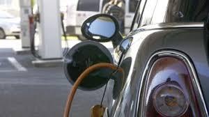 Rouler avec une voiture électrique et son certificat de conformité Rouler avec une voiture électrique et son certificat de conformité